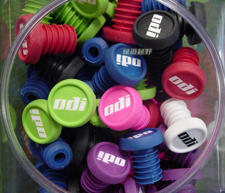xe thăng bằng joovy Trung Quốc Tổng đại lý Hoa Kỳ nguồn gốc ODI nhập khẩu xe đạp leo núi trẻ em trượt xe cân bằng tay cầm màu đầu cắm - Smart Scooter thanh lý xe cân bằng cũ