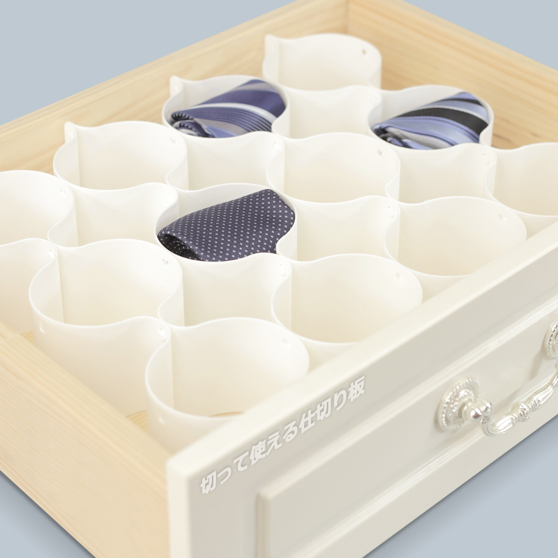 Liner underwear combined isolated plate cell drawer separation board sock box segmentation package cabinet segmentation grid