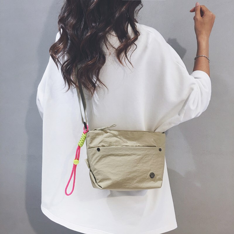 Singapore Cienda Kuelta Casual Fashion Bag for Women, Versatile and Lightweight Oxford Cloth Wide Shoulder Strap Crossbody Bag Singapore Cienda Kuelta Casual Fashion Bag for Women, Versatile and Lightweight Oxford Cloth Wide Shoulder Strap Crossbody Bag