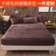 Tấm trải giường đơn trải giường trải giường bảo vệ chống trượt flannel san hô lông cừu dày ấm 1,8 m nệm bọc Mẫu ga phủ giường