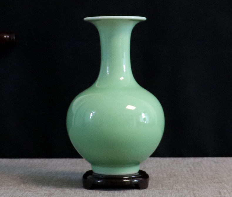 Furnishing articles relief handicrafts gourd vase of jingdezhen ceramics dry flower arranging hankage green glaze little sitting room adornment