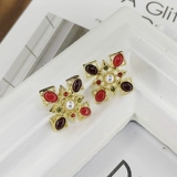 Серьги из жемчуга, клюква, с драгоценным камнем