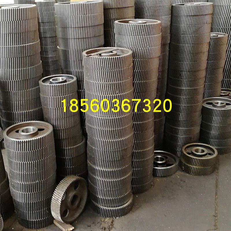 ZQ350 Reducer Reducer Accessories Diaxial Pinion ZQ350 Zibo Manufacturer Direct