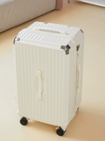 Жемчужно-белый