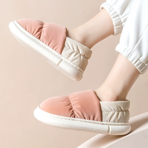 Хлопковые тапочки для женщин, зима 2024, новая домашняя теплая водонепроницаемая противоскользящая сумка на каблуке, плюшевая зимняя хлопковая обувь на каблуке