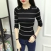 Mùa thu mới thời trang vòng cổ ren sọc ngang đan áo sơ mi bên ngoài mặc tay áo bảy điểm hoang dã của phụ nữ áo len gile Áo / áo thun