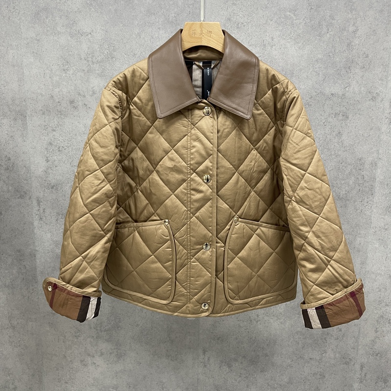 European Goods 2026 Autumn and Winter New Style Plaid Quilted Leather Collar 90 White Duck down Short Casual Jacket down Jacket
