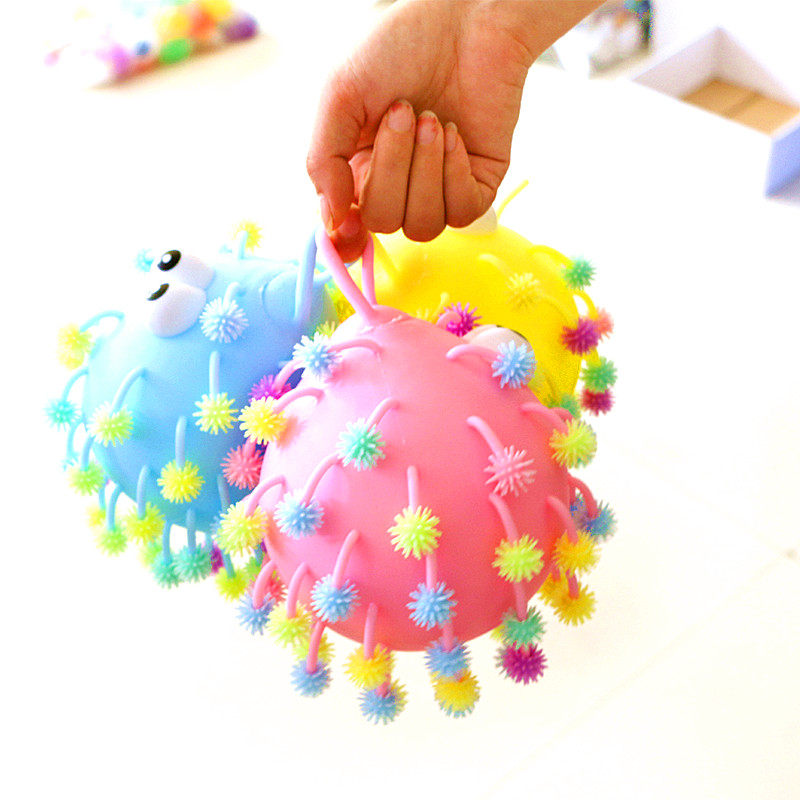 Children's puzzle Toy Shine Hedgehog Ball Flash Ball Heavy Snowball with small number of fur balls to vent the ball stall