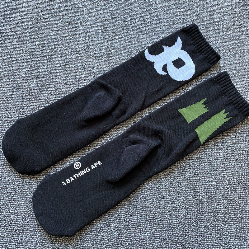 Thương hiệu thời trang Nhật Bản BAPE PANDA SOCKS cao cấp thể thao nam và nữ cotton tinh khiết vài đôi tất gấu trúc mới - Vớ thể thao