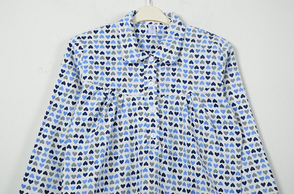 Mùa xuân và mùa thu Bộ đồ ngủ mới của phụ nữ Cotton lông cừu Phim hoạt hình dễ thương Hình trái tim lỏng lẻo Kích thước lớn Trang chủ đầm ngủ dễ thương