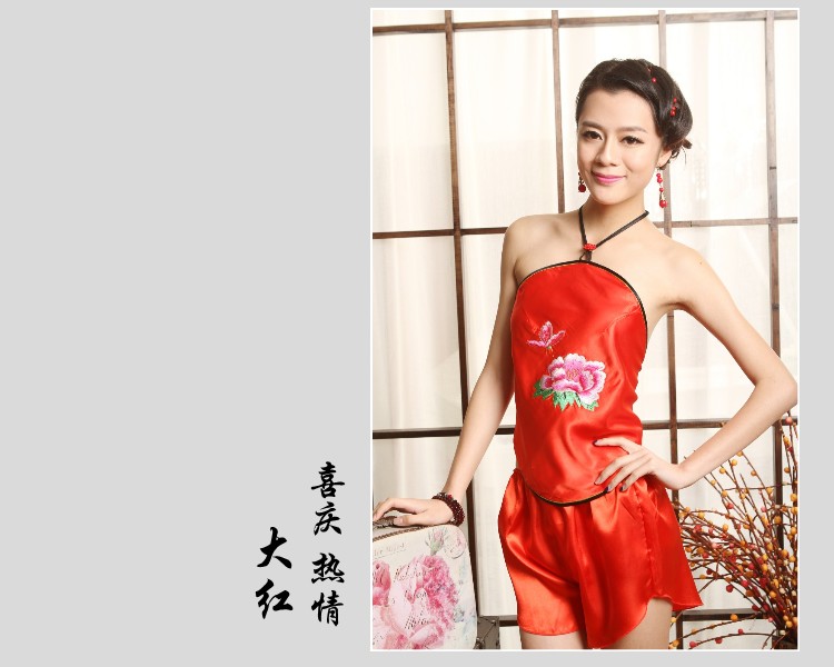 Ưu đãi đặc biệt cho phụ nữ trưởng thành năm sinh màu đỏ cổ điển tạp dề thêu phong cách đồ lót đồ lót vào một bộ đồ ao ngu dep quyen ru