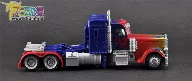 【Hasbo】 Mô hình đồ chơi Transformers Movie March khi trời tối Optimus Prime Nâng cao cấp độ D - Gundam / Mech Model / Robot / Transformers