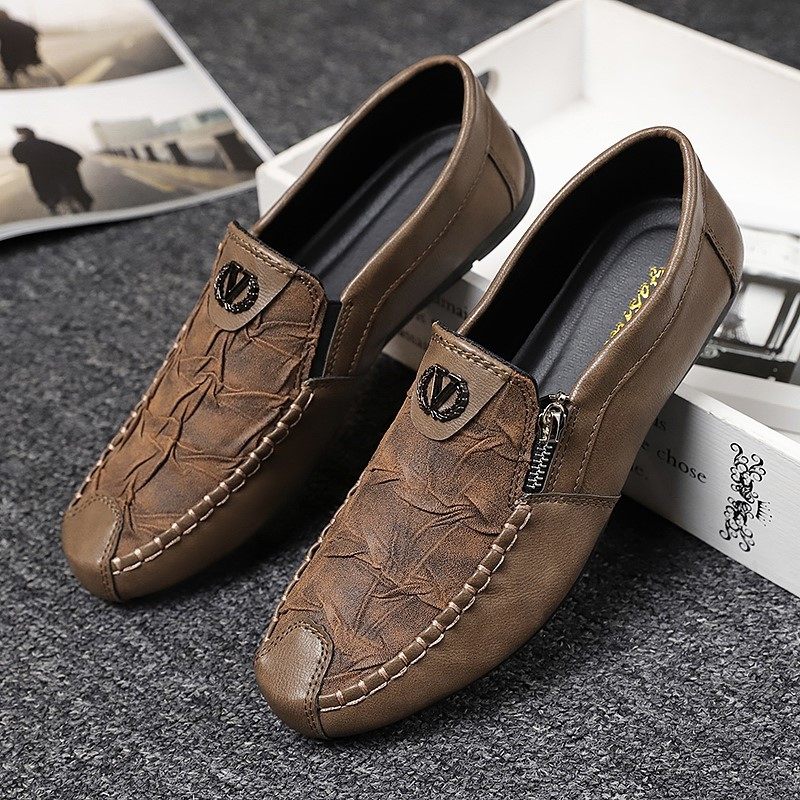 Europe station 2022 new summer beans Bean Shoes Men Casual Leather Shoes Breathable a foot pedal Lazy Driver Tide Shoes