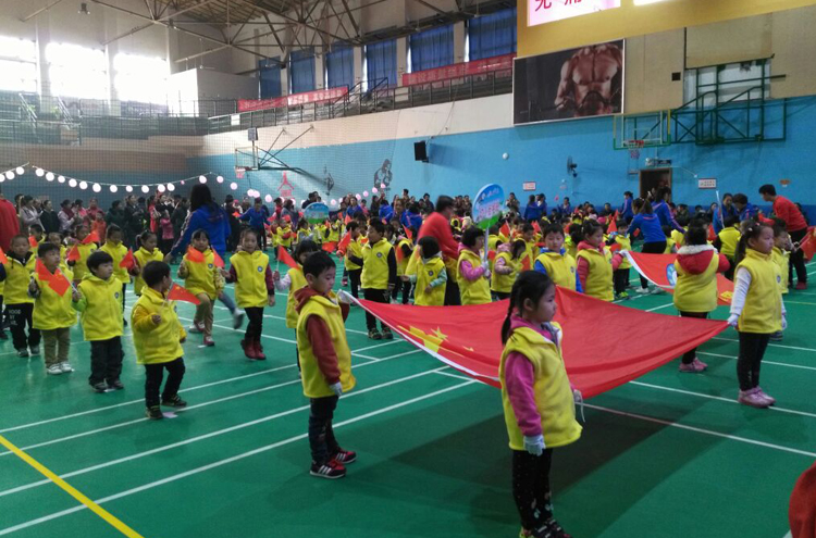 Áo mẫu giáo tùy chỉnh quần áo trẻ em in logo học sinh lớp quần áo sân vườn thể thao sự kiện vest mùa thu và mùa đông quần áo trẻ em hàn quốc