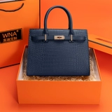 Сумка, крокодиловый принт, подарок на день рождения