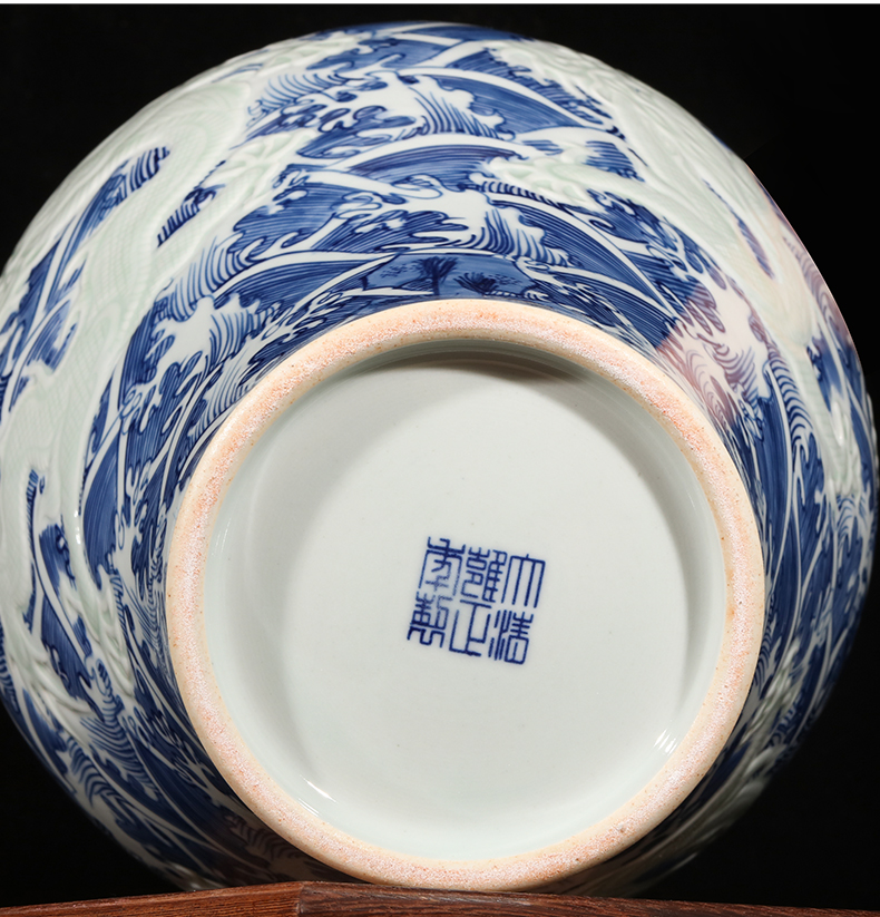 Jingdezhen ceramics antique hand - made of blue and white porcelain vases, flower arrangement, Chinese style living room TV ark adornment furnishing articles