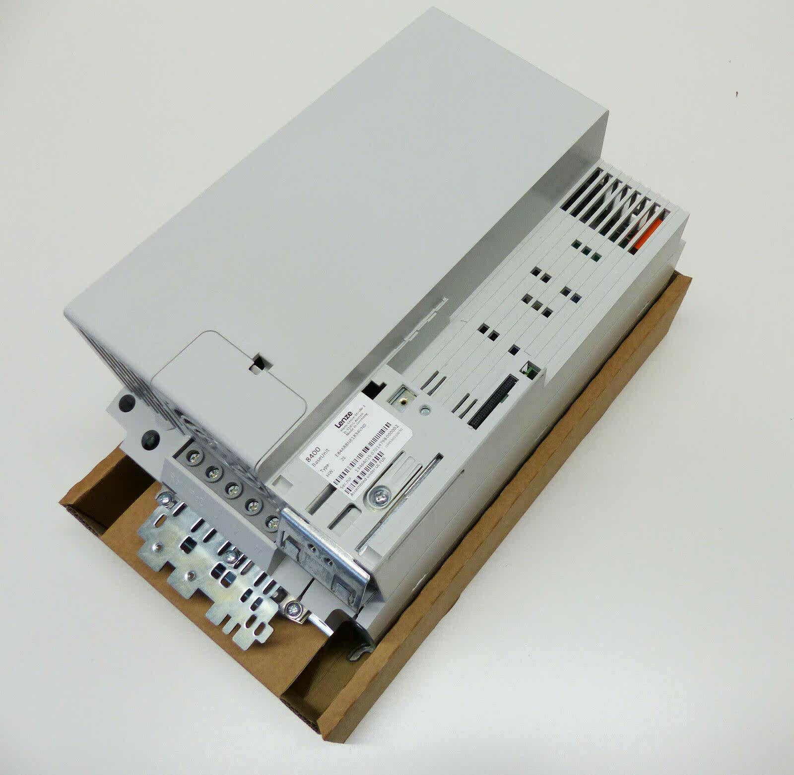 German Lenze inverter E84AVSCE3714SX0