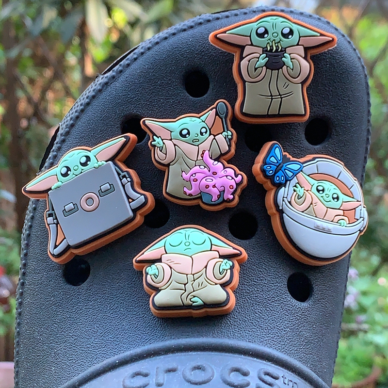 Suitable for Crocs Clogs Shoe Charms Crocs Decorative Accessories Star Wars Sonic the Hedgehog Yoda
