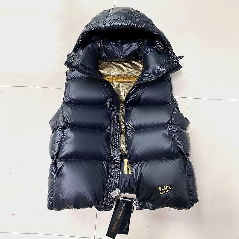 2025 New Autumn and Winter Outerwear Black and Gold down Vest for Women, Thickened Fashionable Loose Warm Jacket