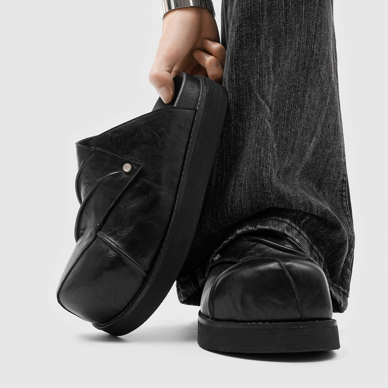 Black Thick-Soled Birkenstock-Style Shoes for Men and Women, Slip-On Closed-Toe Half-Slippers, Couple's Height-Increasing Derby Mules Black Thick-Soled Birkenstock-Style Shoes for Men and Women, Slip-On Closed-Toe Half-Slippers, Couple's Height-Increasing Derby Mules