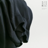 Демисезонный черный приятный телу трикотажный свитер, высокий воротник, облегающий крой, большой размер