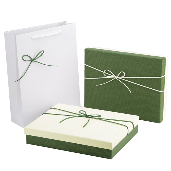 Birthday Gift Box Empty Box Large Size Scarf Pajamas High-End Niche Clothing Packaging Box Birthday Gift Box Green