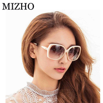 Magnesium classic butterfly large frame gradient color polarized sunglasses for middle-aged women Elegant quality anti-UV sunglasses