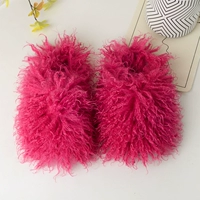 Шерстяная роза красная