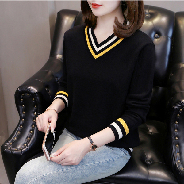 Knitted Base Shirt for Women, Spring and Autumn 2025 New Style, Stylish Inner Wear, V-Neck, Long-Sleeved, Loose and Versatile Top, Women's Sweater Knitted Base Shirt for Women, Spring and Autumn 2025 New Style, Stylish Inner Wear, V-Neck, Long-Sleeved, Loose and Versatile Top, Women's Sweater