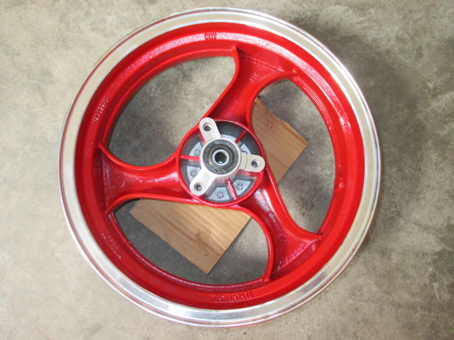 Falcon trước vành trước bánh xe trung tâm nhôm xe máy 13 inch phanh đĩa bánh trước bánh xe phụ tùng chim ưng bánh mâm wave