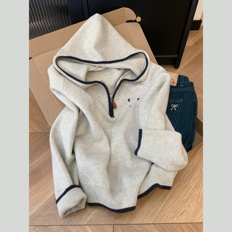Relaxed Style Half-Zip Hooded Knit Sweater for Women, New Autumn and Winter Long-Sleeve Color-Block Sweater, Can Be Worn as Outerwear or Inner Layer