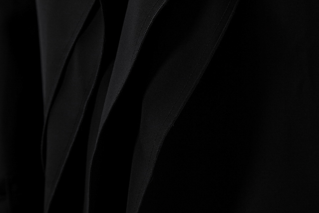 Spring new European style trendy men's trench coat, loose cloak jacket, medium to long, thin, hanging street trend_voghion.com