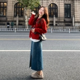 2025 Новый костюм красного платья для женщин весенним матчем с полным набором высококачественных наборов богатых богатых девушек.