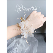 Beautiful yarn flowers handmade pearl branches Golden leaves hand flowers Bridal wedding performance dance Hanfu wrist flowers