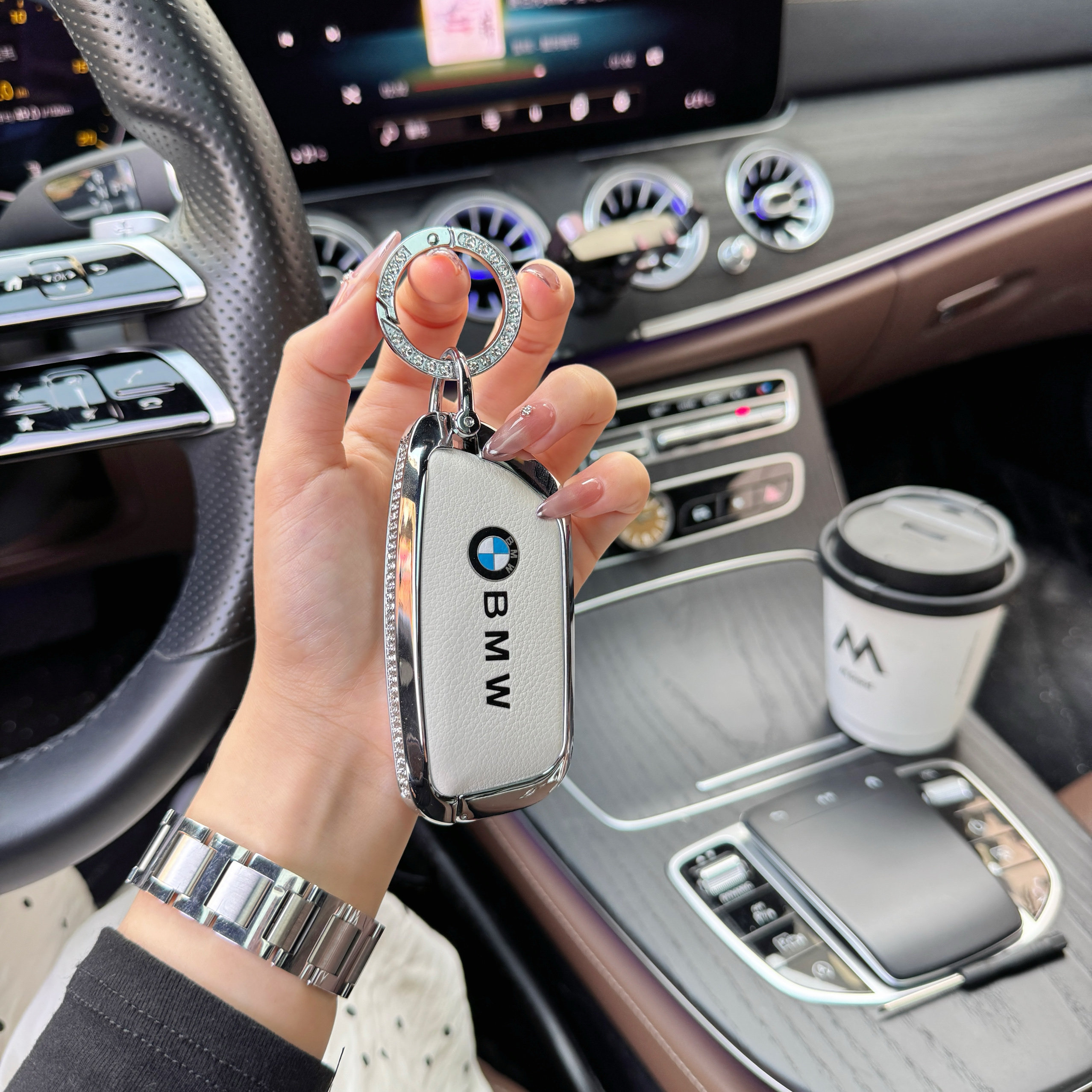 2025年升级宝马X1/X3/X5/X6/X7等车型钥匙套,真皮材质更耐用吗?