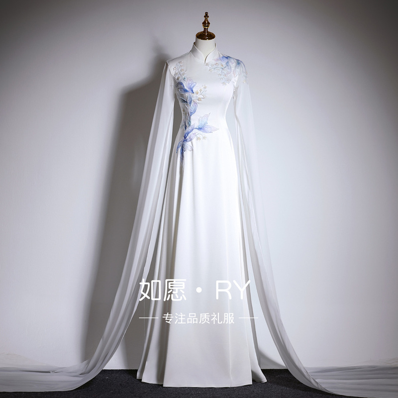Chinese-Style Light Luxury Embroidered Water-Sleeve Dance Performance Costume for Adults, Suitable for Guzheng and Pipa Performances, High-End Stage Art Exams, and Hosting Evening Gowns