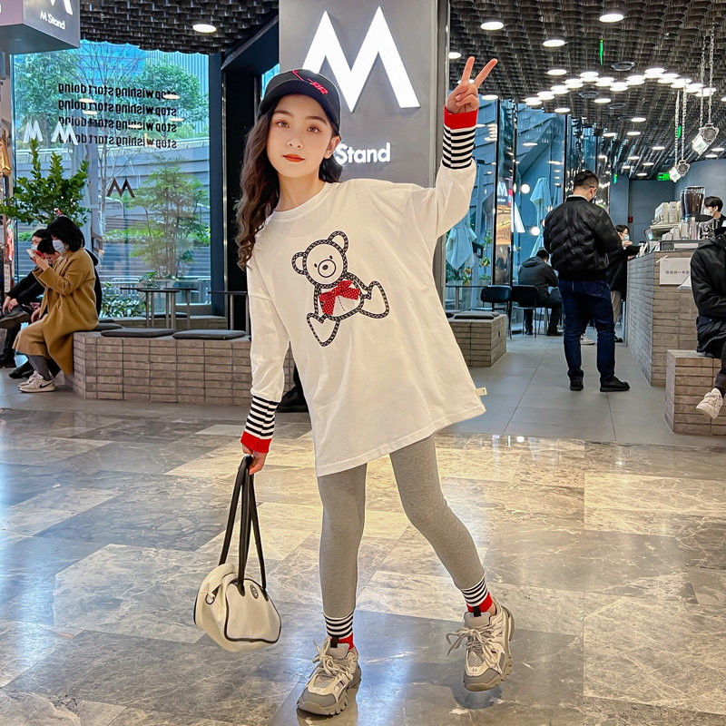 Girl long sleeve T-shirt pure cotton medium long version 2022 new spring autumn children CUHK Costume Foreign Loose Blouse Tide T