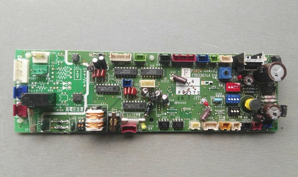 Central air conditioning Inner board motherboard control board embedded in the machine board 17B33614A PI024-4