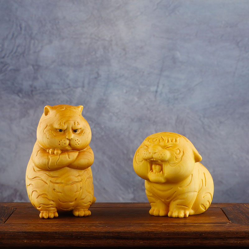 Small leafs yellow poplar wood engraving handlebar piece men's disc playwand play with pieces solid wood animal zodiac shorean auto swing piece