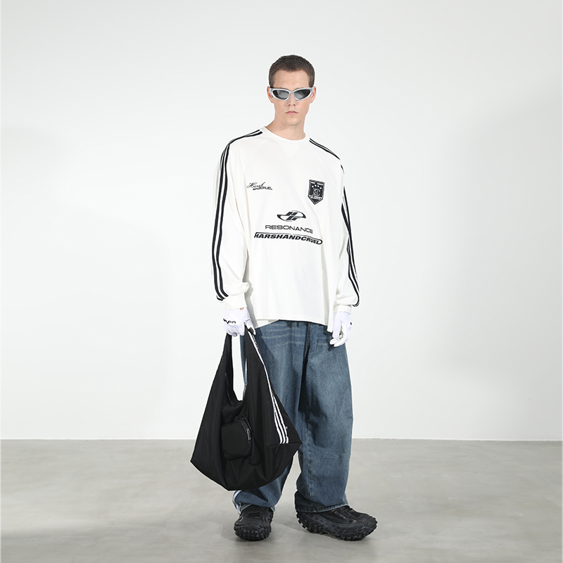 【Zhang Shuai Bo Jin Han】Hacr丨Harshandcruel Raglan Sleeve Sports Embroidered Crew Neck Long Sleeve T-Shirt 【Zhang Shuai Bo Jin Han】Hacr丨Harshandcruel Raglan Sleeve Sports Embroidered Crew Neck Long Sleeve T-Shirt