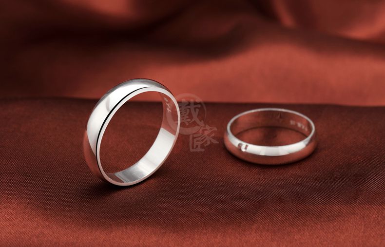 Dai Jiashi 999 sterling bạc nhẫn đôi nhẫn nam và nữ chân bạc bóng nhẫn đôi nhẫn nhẫn chữ miễn phí nhẫn vàng nữ