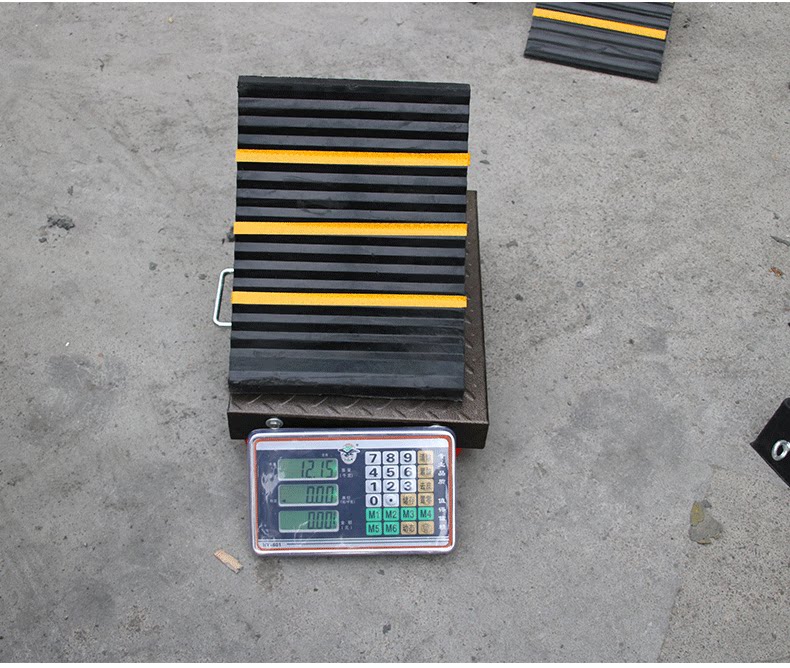 Треугольный wood_09.png