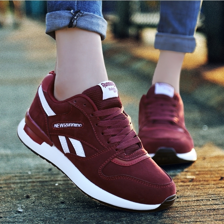 Leather waterproof non-slip suitable for chef kitchen shoes women early autumn sneakers running shoes 2021 new style