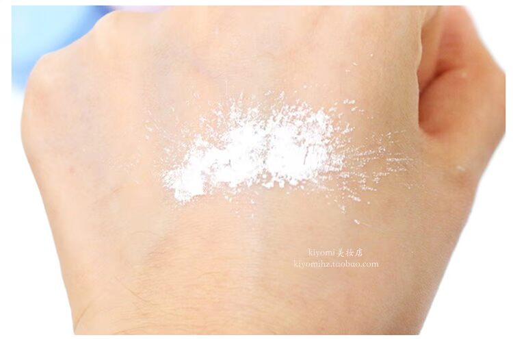 Innisfree Hyatt phong cách bột khoáng bạc hà 5g lâu trôi kiểm soát dầu trang điểm phấn bột laura mercier