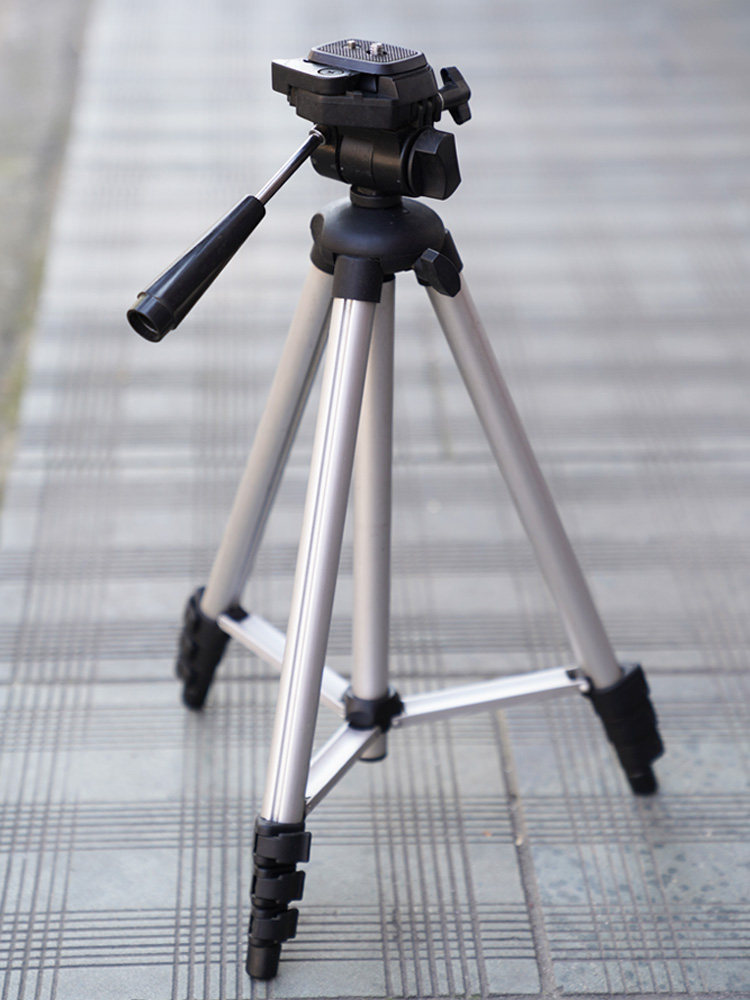 Mobile phone live tripod shooting artifact multi-function selfie photo triangle clip universal desktop outdoor floor-standing