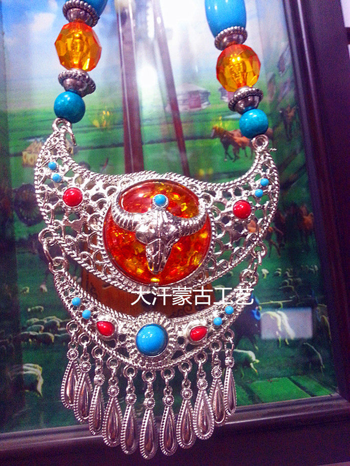 Mongolian totem necklace Bull head pattern Inner Mongolia ethnic craft gift decoration necklace multicolor decorative chain two wholesale