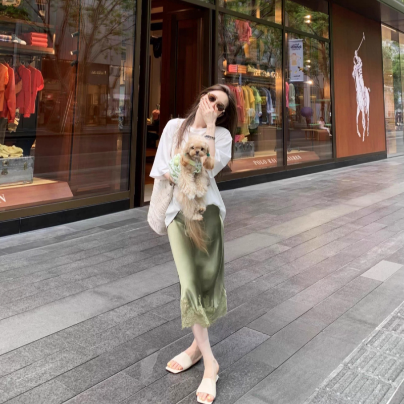 French Lace Spliced Satin Glossy Acetate Skirt for Women, Summer Drapey, Slimming, Versatile Mid-Length Skirt