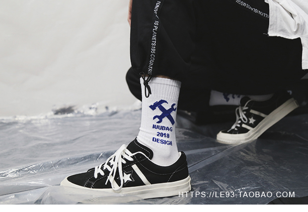Xu hướng đường phố hip hop thời trang ván trượt chữ cao đẳng Harajuku gió thể thao ống cotton vớ nam và nữ vớ thể thao tất lười nam