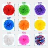 Цветочный мяч чирлидеры рукой с цветочными чирлидерами рукой цветочный мяч игра