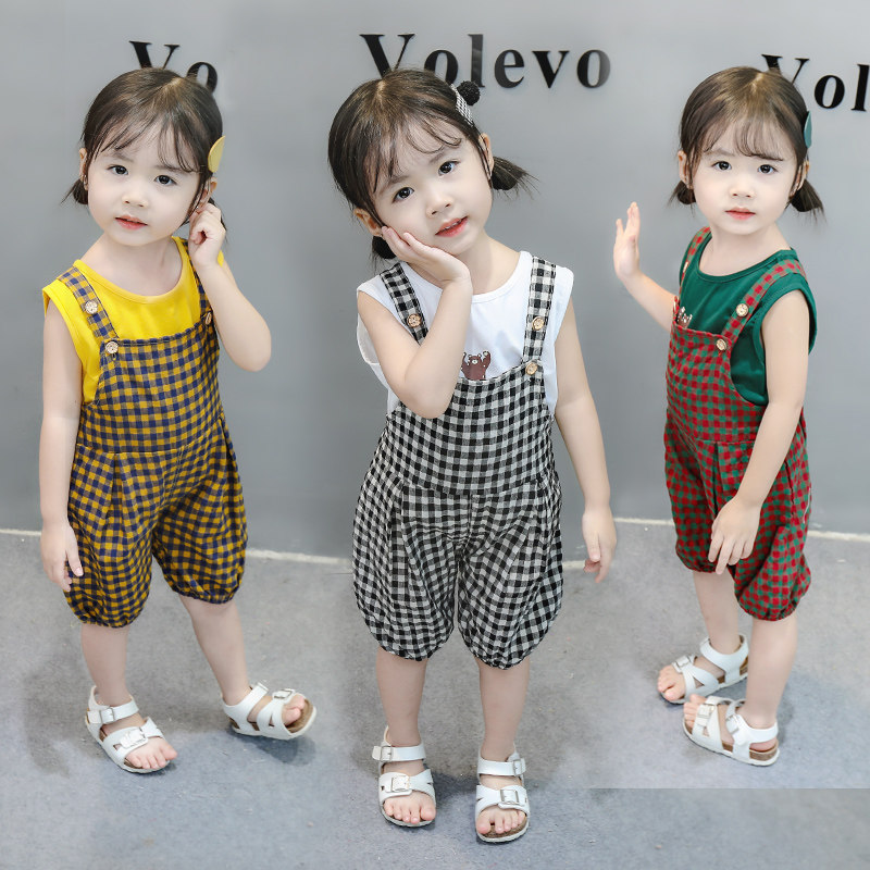 Clear cabin girl's summer clothing suit 2022 new foreign pie female baby short sleeve T-shirt two sets 1-3 children pure cotton